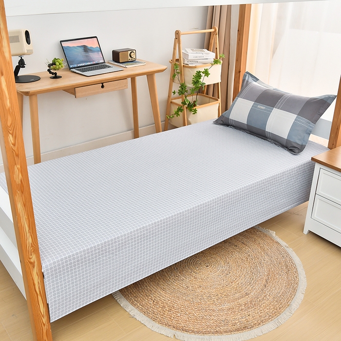 91家纺网 家纺一手货源 找家纺 （总）乐旗家纺 2025新款全棉13372印花学生上下铺套件宿舍三件套