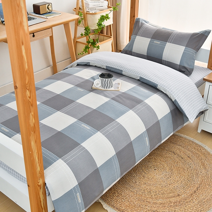 91家纺网 家纺一手货源 找家纺 （总）乐旗家纺 2025新款全棉13372印花学生上下铺套件宿舍三件套