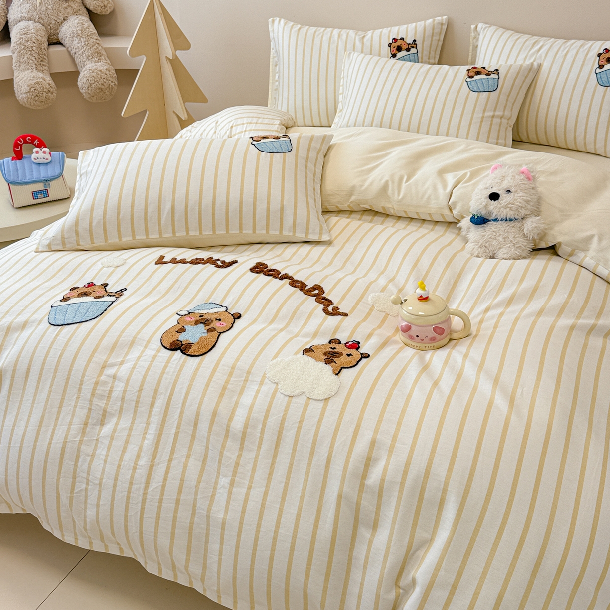 91家纺网 家纺一手货源 找家纺 （总）呗旺鹿 2025新款全棉纯棉条纹毛巾绣卡通系列四件套