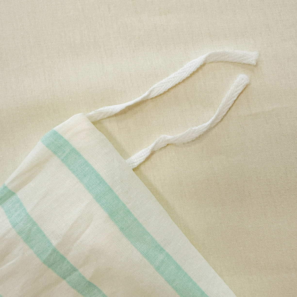 91家纺网 家纺一手货源 找家纺 呗旺鹿 2025新款全棉纯棉条纹毛巾绣卡通系列四件套 蓝条纹-奔跑的雪纳瑞