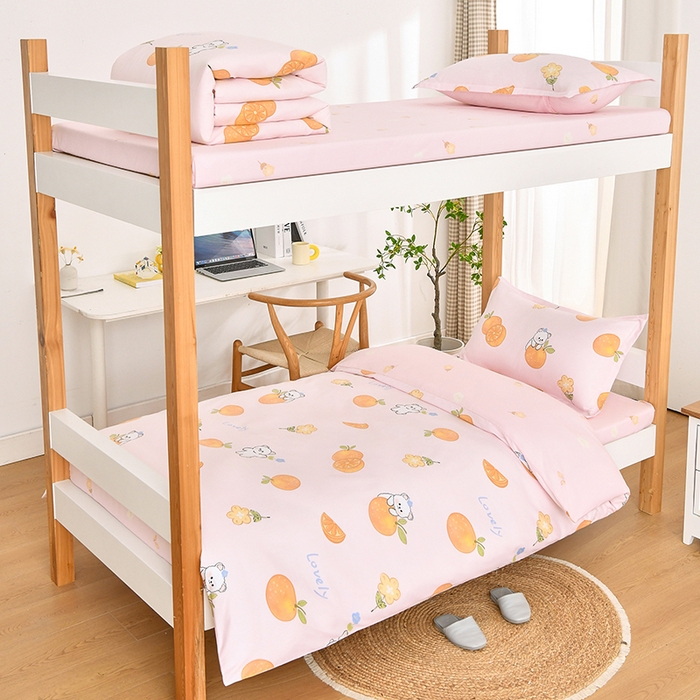 91家纺网 家纺一手货源 找家纺 （总）乐旗家纺 2025新款全棉13372印花学生上下铺套件宿舍三件套