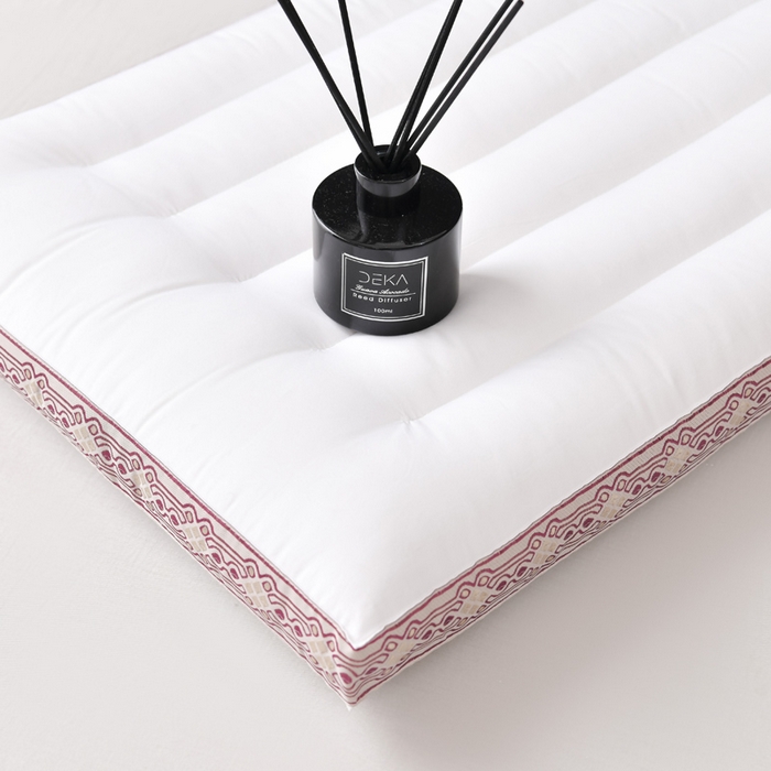 91家纺网 家纺一手货源 找家纺 圣之寐   2025新款全棉中国风纤柔低度枕头枕芯 中国风低枕-红48*74高度6厘米左右