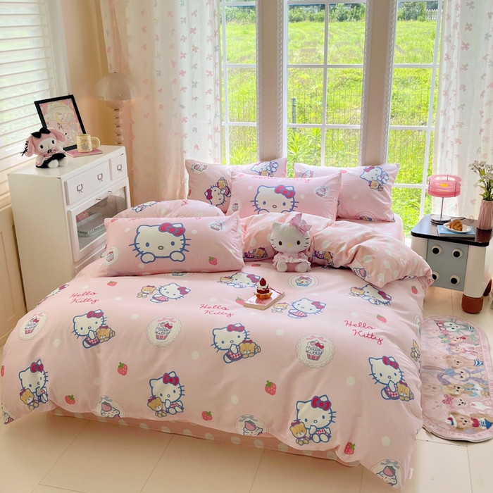 91家纺网 家纺一手货源 找家纺 桃子家居 2025新款三丽鸥正版授权卡通数码印花混搭纯棉印花系列四件套单品 棉三丽鸥-混搭kitty小熊粉