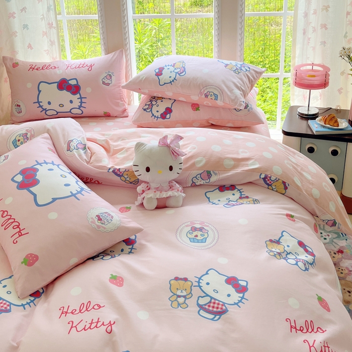 91家纺网 家纺一手货源 找家纺 桃子家居 2025新款三丽鸥正版授权卡通数码印花混搭纯棉印花系列四件套单品 棉三丽鸥-混搭kitty小熊粉