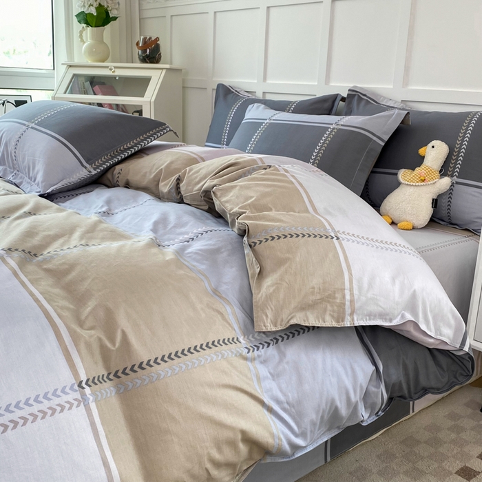 91家纺网 家纺一手货源 找家纺 小叮当家纺仓储工厂店 （爆款花型 长期款 不断货）2025年新款简约条纹卡通花卉全棉纯棉三件套四件套 奇幻曲AA