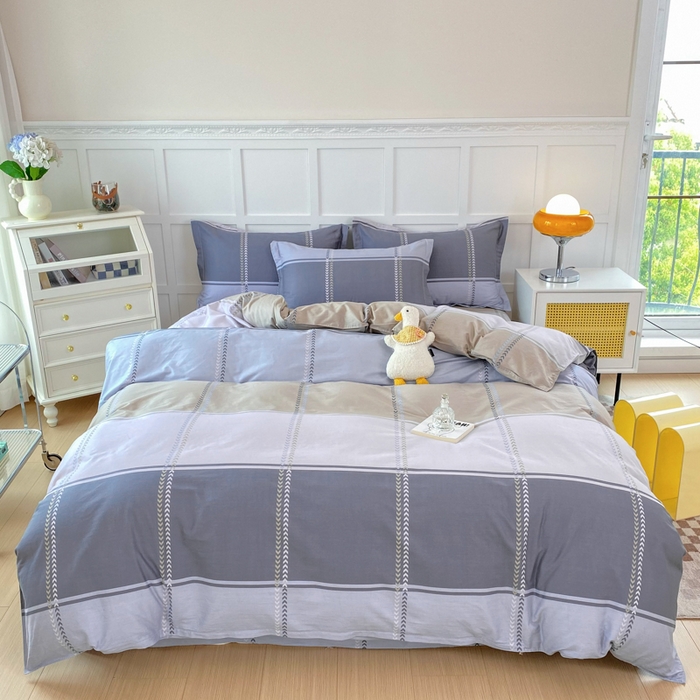 91家纺网 家纺一手货源 找家纺 小叮当家纺仓储工厂店 （爆款花型 长期款 不断货）2025年新款简约条纹卡通花卉全棉纯棉三件套四件套 奇幻曲AA