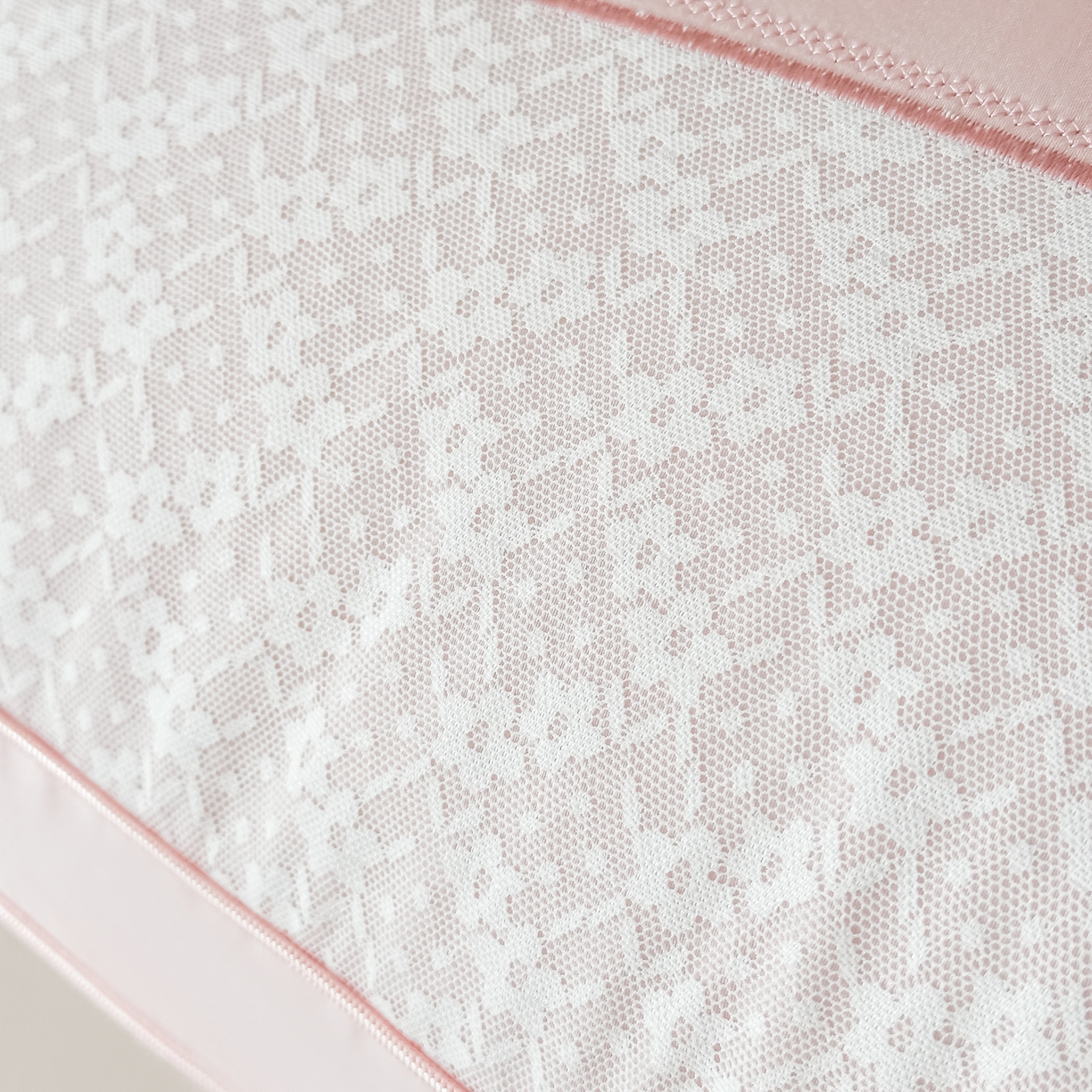 91家纺网 家纺一手货源 找家纺 （总）橘夏家纺 2025新款莱赛尔天丝羽丝绒枕枕头枕芯