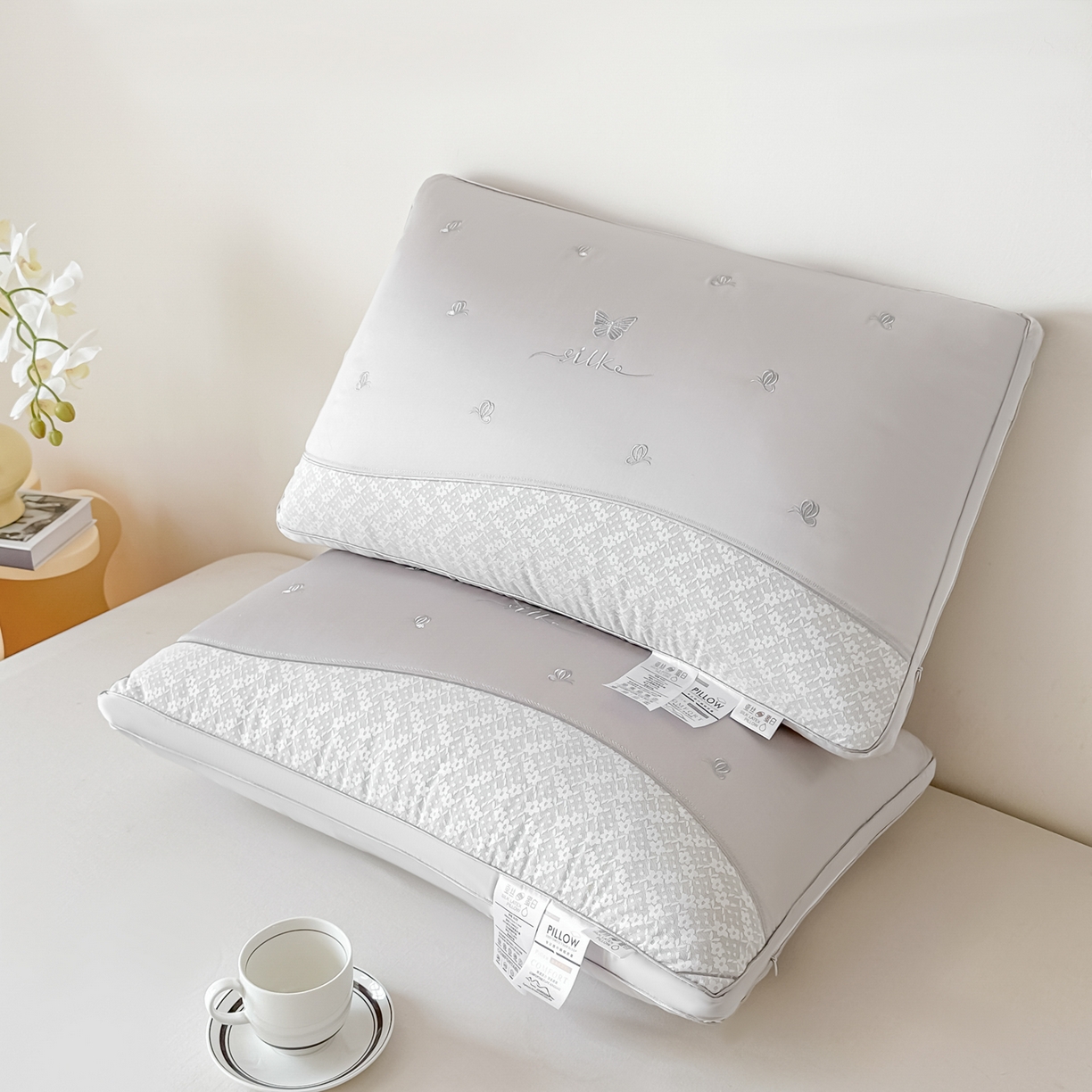 91家纺网 家纺一手货源 找家纺 橘夏家纺 2025新款莱赛尔天丝羽丝绒枕枕头枕芯 莱赛尔天丝枕-灰 48x74cm/只