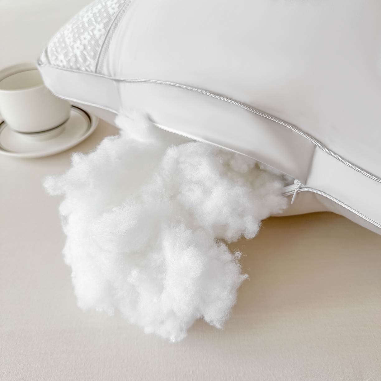 91家纺网 家纺一手货源 找家纺 橘夏家纺 2025新款莱赛尔天丝羽丝绒枕枕头枕芯 莱赛尔天丝枕-灰 48x74cm/只