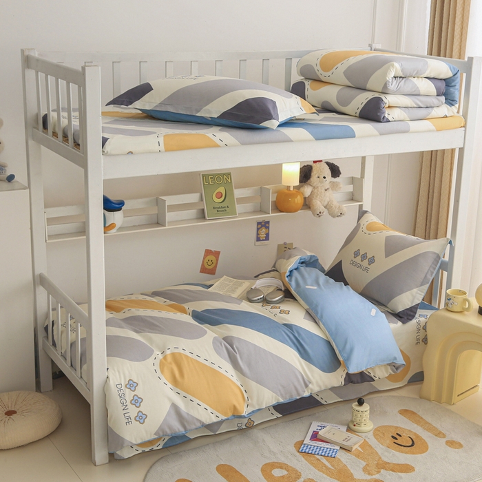 91家纺网 家纺一手货源 找家纺 天之爱 2025新款全棉纯棉印花三件套学生六件套 光的邂逅