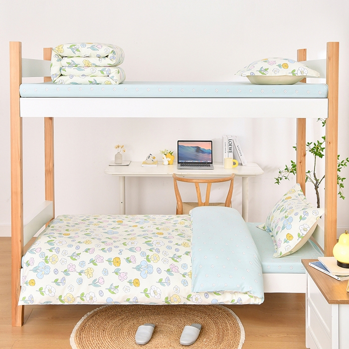 91家纺网 家纺一手货源 找家纺 乐旗家纺 2025新款全棉13372印花学生上下铺套件宿舍三件套 花苑