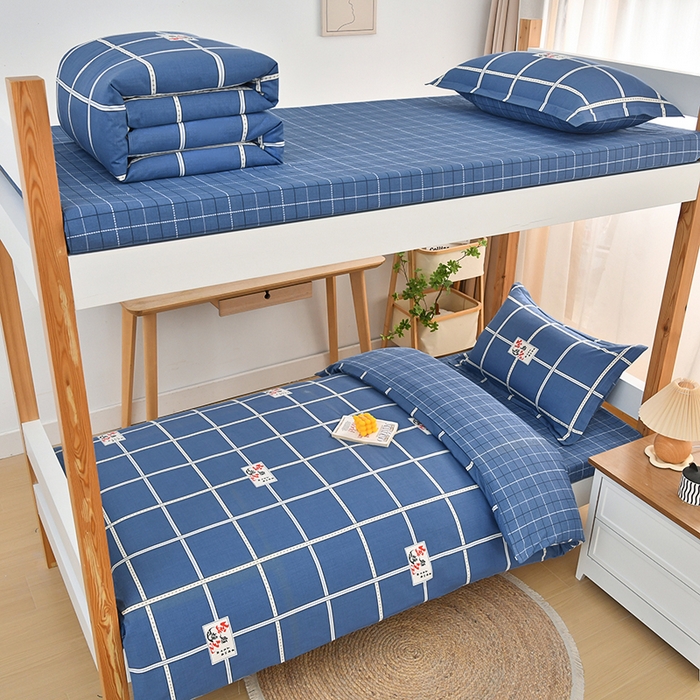 91家纺网 家纺一手货源 找家纺 乐旗家纺 2025新款全棉13372印花学生上下铺套件宿舍三件套 金榜题名-蓝