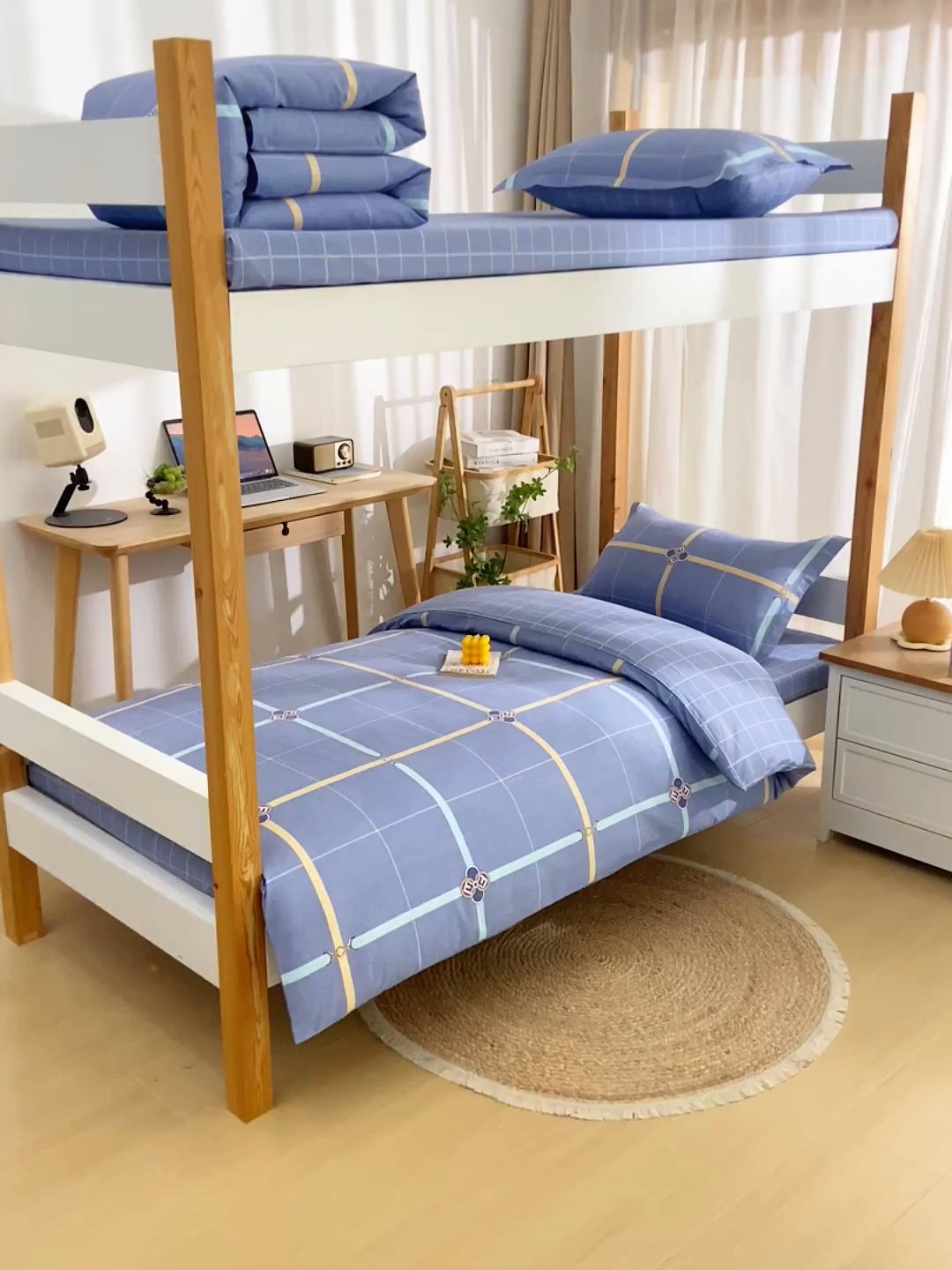 91家纺网 家纺一手货源 找家纺 乐旗家纺 2025新款全棉13372印花学生上下铺套件宿舍三件套 萨尔