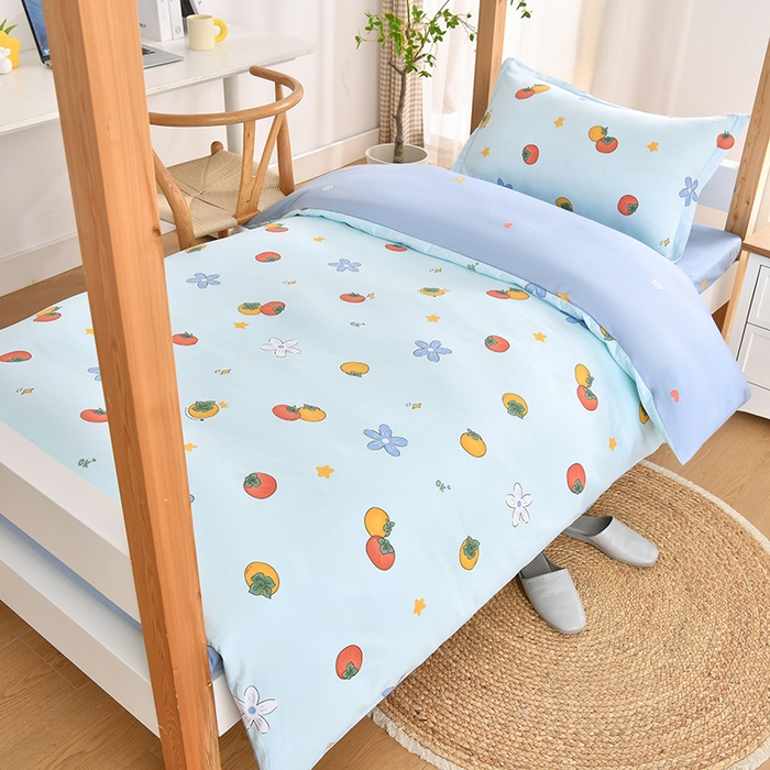 91家纺网 家纺一手货源 找家纺 乐旗家纺 2025新款全棉13372印花学生上下铺套件宿舍三件套 森森果绿