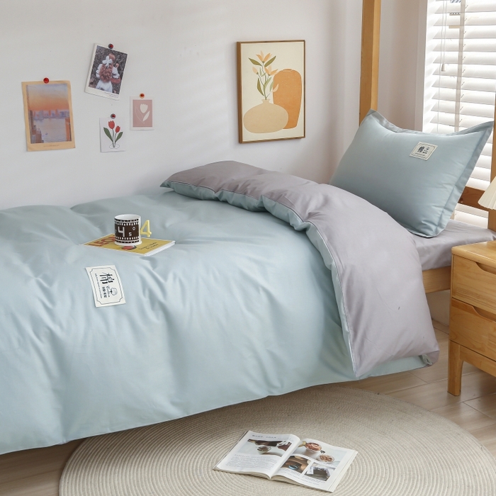 91家纺网 家纺一手货源 找家纺 乐旗家纺 2025新款全棉13372印花学生上下铺套件宿舍三件套 素雅绿+灰