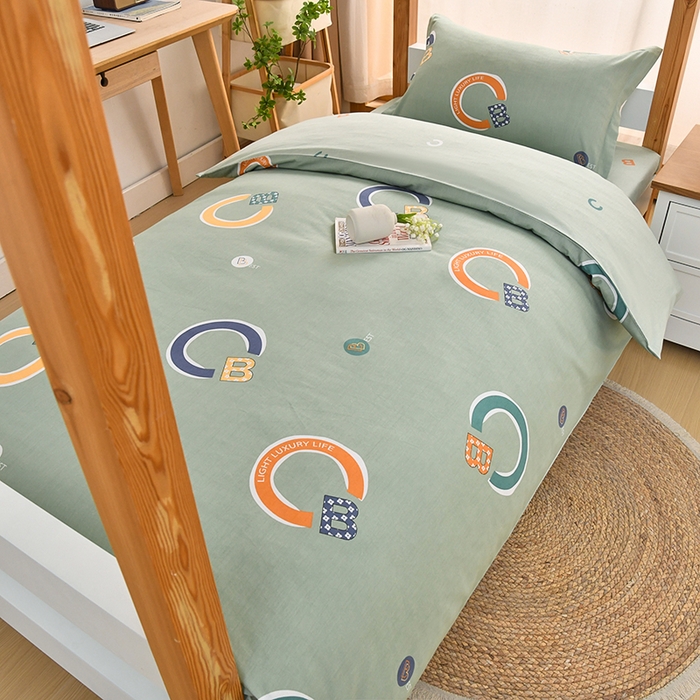 91家纺网 家纺一手货源 找家纺 乐旗家纺 2025新款全棉13372印花学生上下铺套件宿舍三件套 维卡