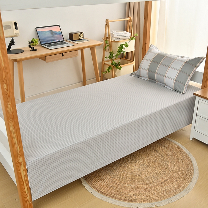 91家纺网 家纺一手货源 找家纺 乐旗家纺 2025新款全棉13372印花学生上下铺套件宿舍三件套 闲趣-灰