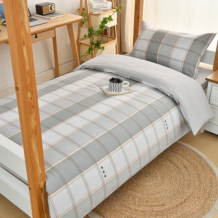 91家纺网 家纺一手货源 找家纺 乐旗家纺 2025新款全棉13372印花学生上下铺套件宿舍三件套 闲趣-灰