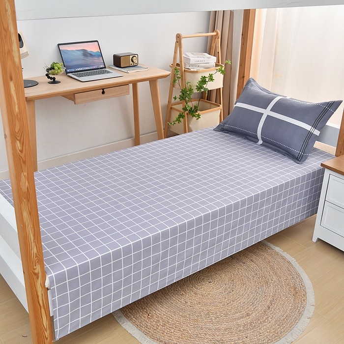 91家纺网 家纺一手货源 找家纺 乐旗家纺 2025新款全棉13372印花学生上下铺套件宿舍三件套 校园风格