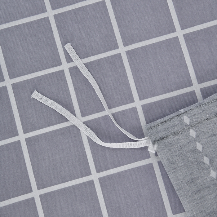 91家纺网 家纺一手货源 找家纺 乐旗家纺 2025新款全棉13372印花学生上下铺套件宿舍三件套 校园风格