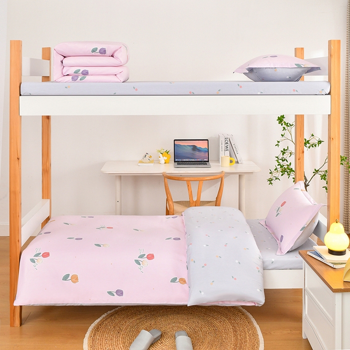 91家纺网 家纺一手货源 找家纺 乐旗家纺 2025新款全棉13372印花学生上下铺套件宿舍三件套 伊莲娜