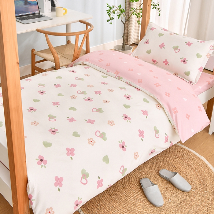 91家纺网 家纺一手货源 找家纺 乐旗家纺 2025新款全棉13372印花学生上下铺套件宿舍三件套 映然