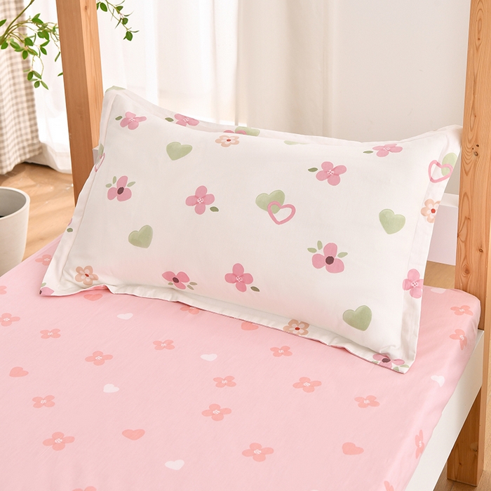 91家纺网 家纺一手货源 找家纺 乐旗家纺 2025新款全棉13372印花学生上下铺套件宿舍三件套 映然