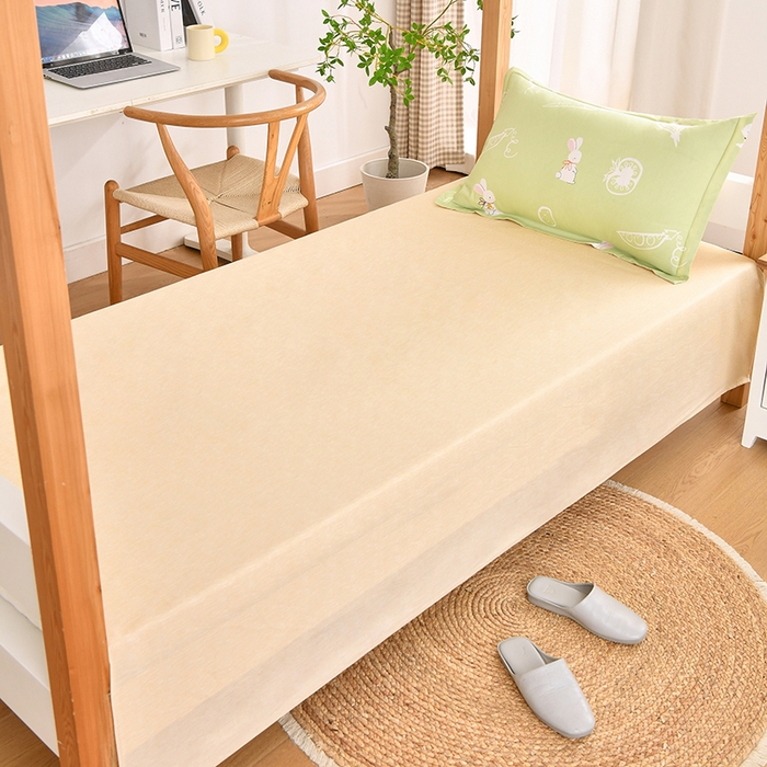 91家纺网 家纺一手货源 找家纺 乐旗家纺 2025新款全棉13372印花学生上下铺套件宿舍三件套 玉兔