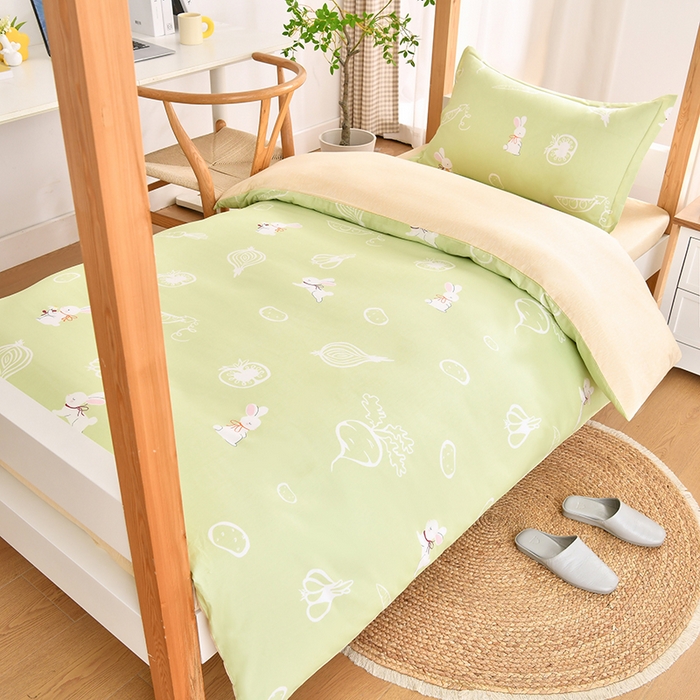 91家纺网 家纺一手货源 找家纺 乐旗家纺 2025新款全棉13372印花学生上下铺套件宿舍三件套 玉兔