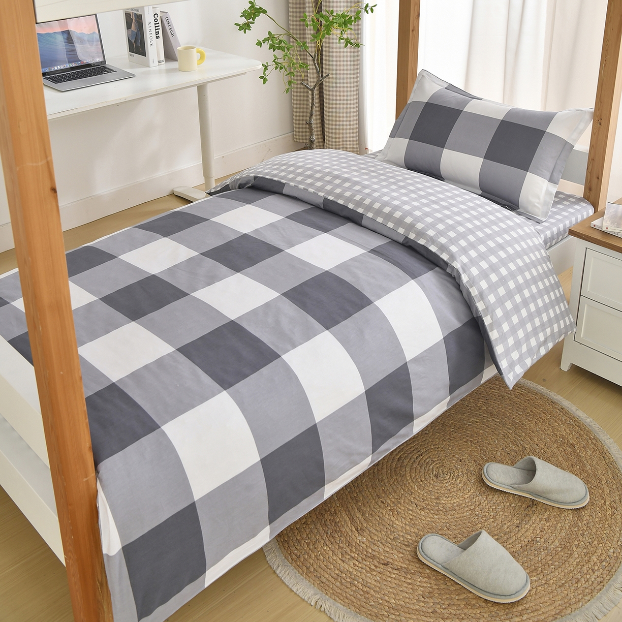 91家纺网 家纺一手货源 找家纺 乐旗家纺 2025新款全棉13372印花学生上下铺套件宿舍三件套 校园笔记-灰