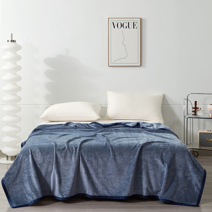 91家纺网 家纺一手货源 找家纺 馨米莱家纺 2025新款阳离子提花毯 丈青色