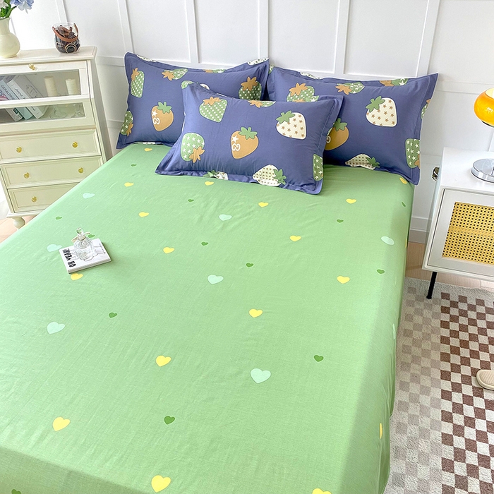 91家纺网 家纺一手货源 找家纺 小叮当家纺仓储工厂店 （爆款花型 长期款 不断货）2025新款小清新印花条纹卡通花卉纯棉全棉单品系列--单床单 草莓园