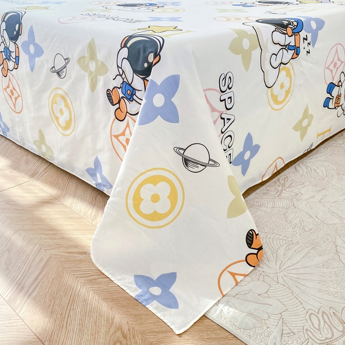 91家纺网 家纺一手货源 找家纺 小叮当家纺仓储工厂店 （爆款花型 长期款 不断货）2025新款小清新印花条纹卡通花卉纯棉全棉单品系列--单床单 宇宙幻想