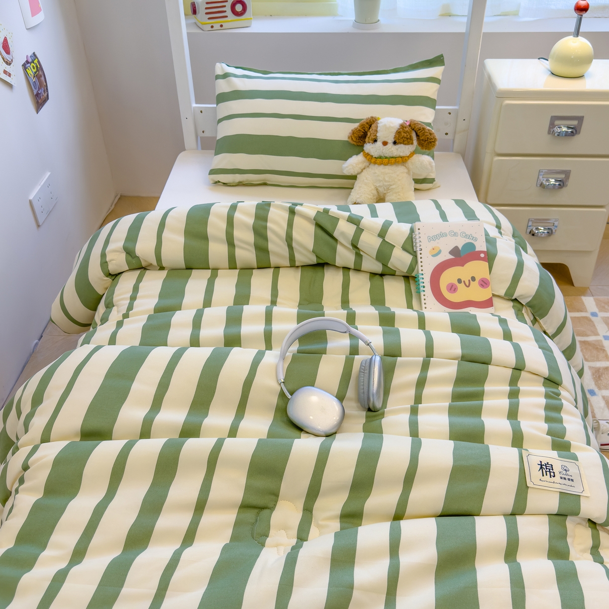 91家纺网 家纺一手货源 找家纺 蓝冰家纺 2025新款学生新疆棉花被被子被芯 绿白宽条