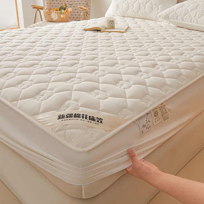 91家纺网 家纺一手货源 找家纺 西域种棉人·千百笠 2025新款A类抗菌100%新疆棉花填充夹棉纯棉床笠母婴级床笠单件床罩保护罩套全 娴雅床笠-白