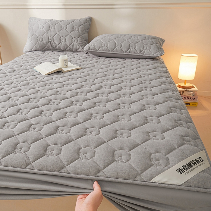 91家纺网 家纺一手货源 找家纺 西域种棉人·千百笠 2025新款A类抗菌100%新疆棉花填充夹棉纯棉床笠母婴级床笠单件床罩保护罩套全 娴雅床笠-灰