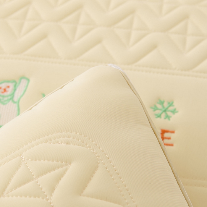 91家纺网 家纺一手货源 找家纺 蝶飞舞 2025新款刺绣冰丝凉感枕头枕芯 黄色 面包枕48*74cm/800g