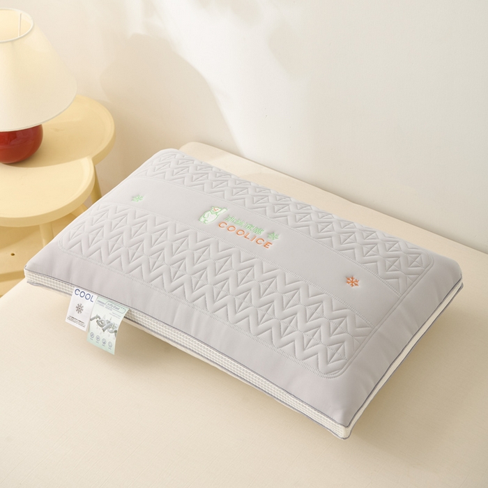 91家纺网 家纺一手货源 找家纺 蝶飞舞 2025新款刺绣冰丝凉感枕头枕芯 灰色 面包枕48*74cm/1000