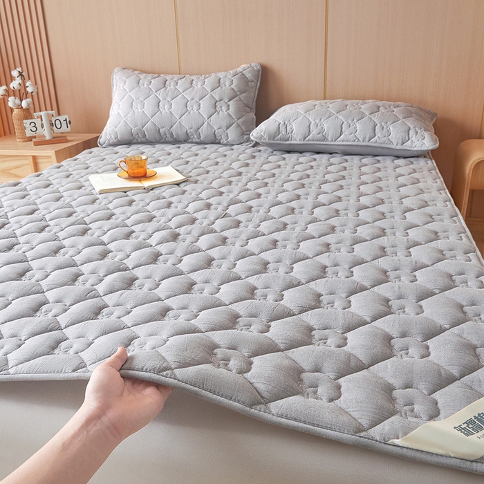 91家纺网 家纺一手货源 找家纺 西域种棉人·千百笠 2025新款A类抗菌100%新疆棉花填充夹棉床垫床护垫软垫床褥子单人双人学生垫 娴雅软垫-灰