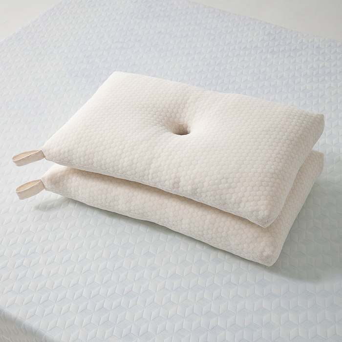 91家纺网 家纺一手货源 找家纺 蝶飞舞 2025新款记忆棉水立方保健舒睡枕头枕芯 米色 40*65cm