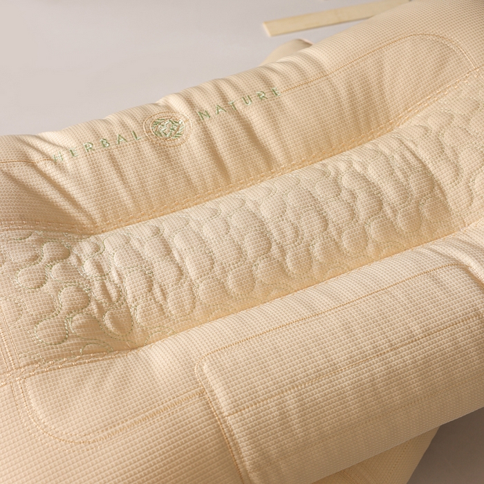 91家纺网 家纺一手货源 找家纺 蝶飞舞 2025新款云端护颈竹本入梦定型枕头枕芯 米咖色 48*74cm/1000g