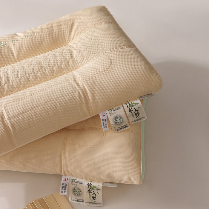 91家纺网 家纺一手货源 找家纺 蝶飞舞 2025新款云端护颈竹本入梦定型枕头枕芯 米咖色 48*74cm/1000g