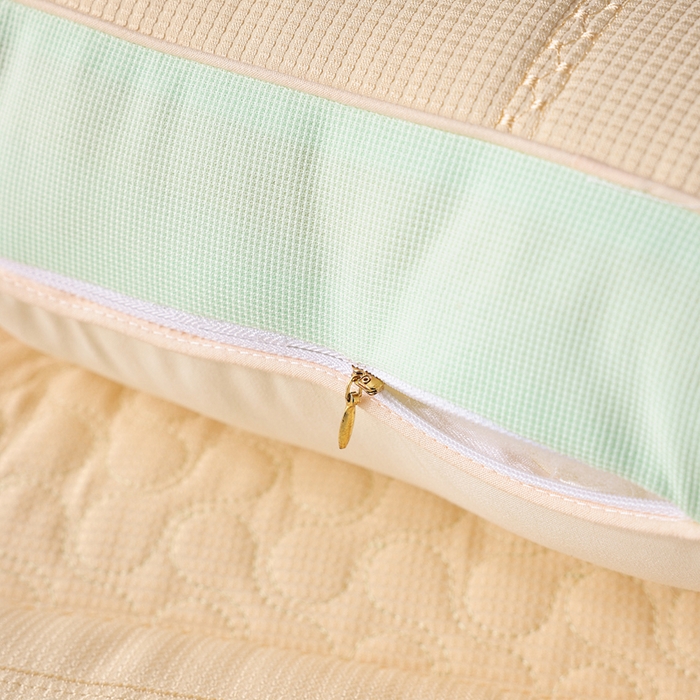 91家纺网 家纺一手货源 找家纺 蝶飞舞 2025新款云端护颈竹本入梦定型枕头枕芯 米咖色 48*74cm/900g