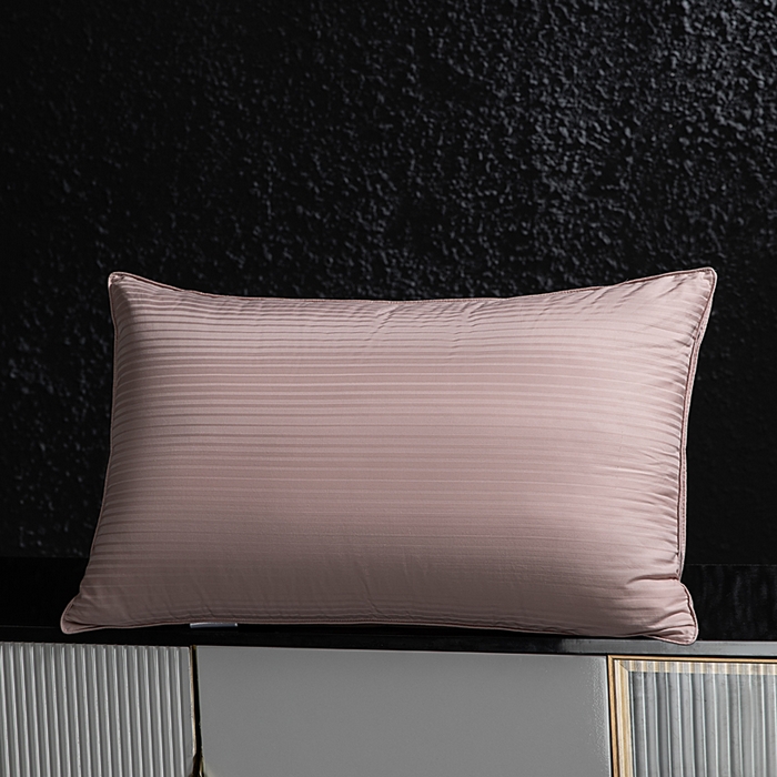 91家纺网 家纺一手货源 找家纺 蝶飞舞 2025新款五星酒店全棉缎条鹅毛枕头枕芯 银灰 1100g