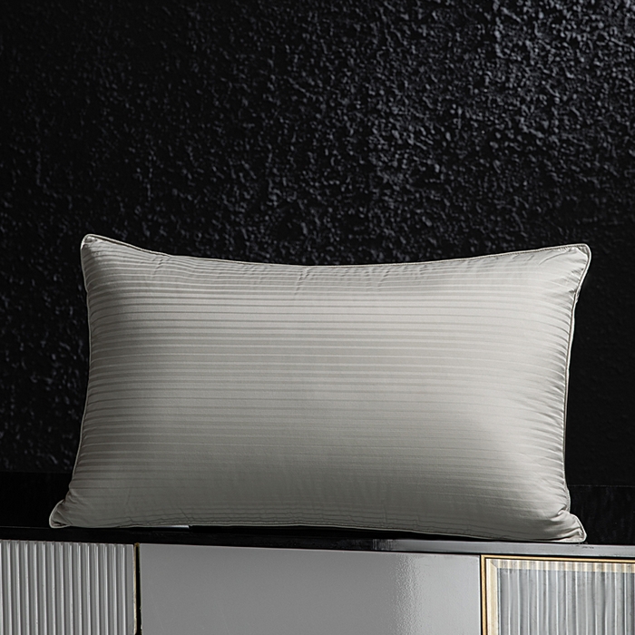 91家纺网 家纺一手货源 找家纺 蝶飞舞 2025新款五星酒店全棉缎条鹅毛枕头枕芯 香槟粉 1100g