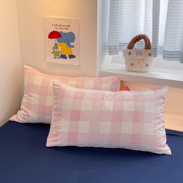 91家纺网 家纺一手货源 找家纺 雨帆家纺 2025新款时尚印花水洗棉混搭四件套 粉格绅士