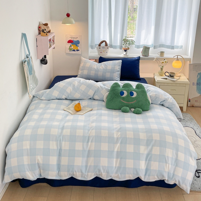 91家纺网 家纺一手货源 找家纺 雨帆家纺 2025新款时尚印花水洗棉混搭四件套 蓝格绅士