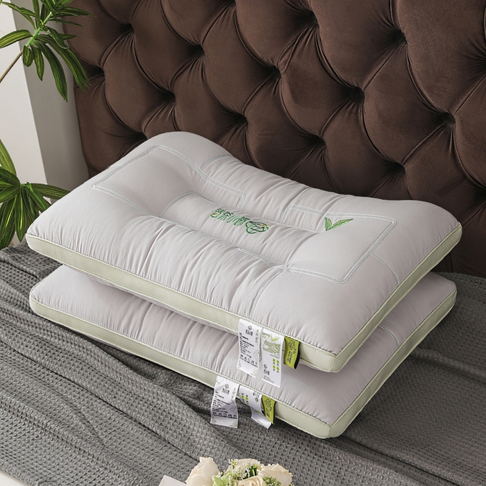 91家纺网 家纺一手货源 找家纺 蝶飞舞 2025新款春茶小锦亲肤舒睡枕头枕芯 灰色保健枕 48*74cm