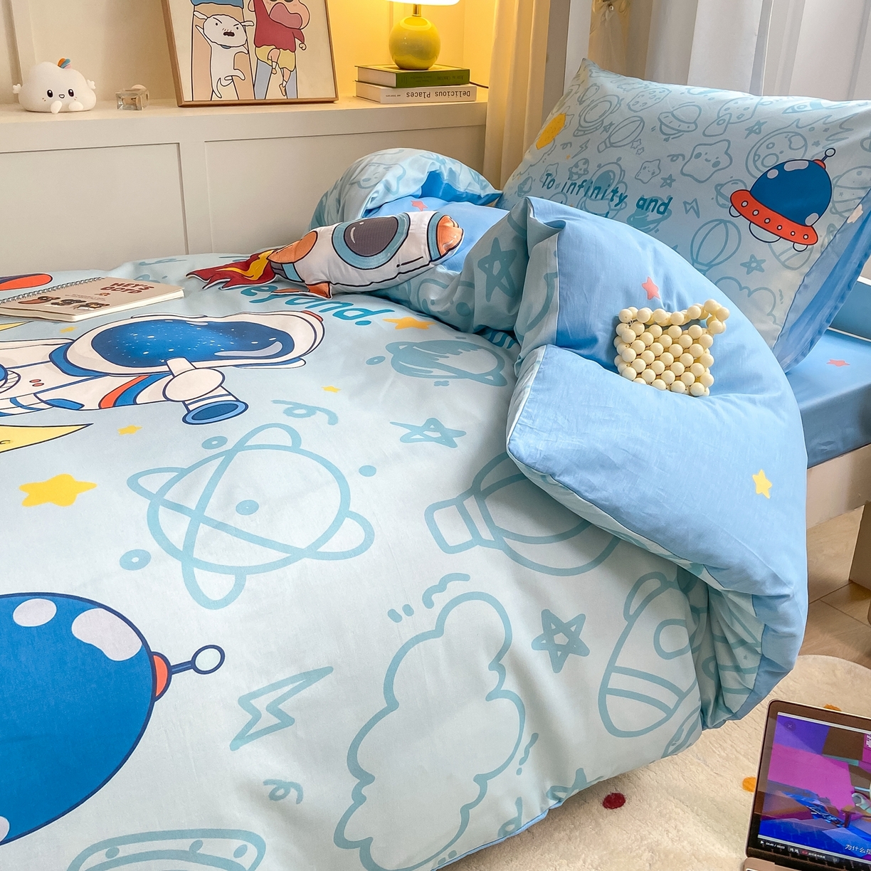 91家纺网 家纺一手货源 找家纺 博雅 2025新款全棉纯棉学生宿舍上下铺六件套-宇航员系列 绘画宇航员