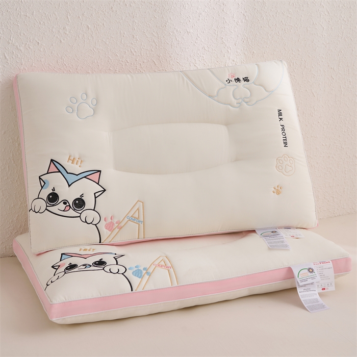 91家纺网 家纺一手货源 找家纺 蝶飞舞 2025新款萌萌猫情侣枕亲子学生枕头枕芯 萌萌猫-粉色 40*60cm